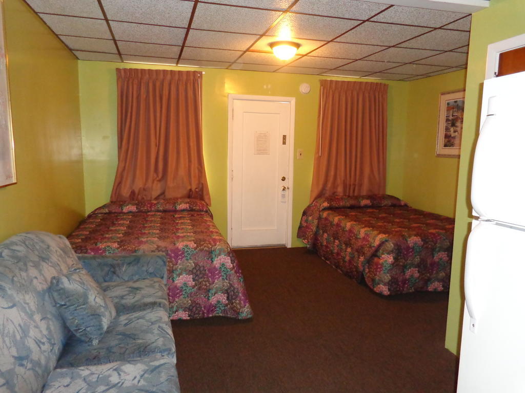 Fountain Motel Wildwood Rum bild