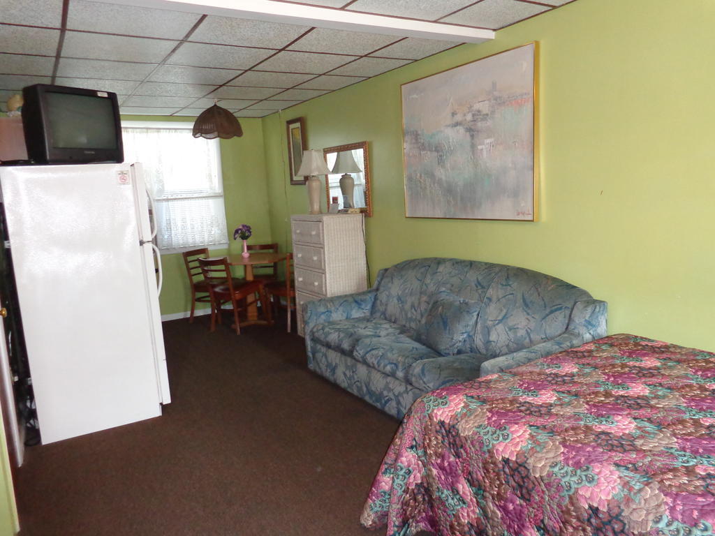 Fountain Motel Wildwood Rum bild